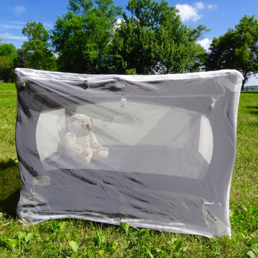 Bug net store for playpen